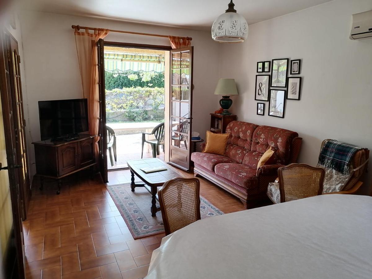 Charmante Maison Avec Terrasse Aux Portes De L'Ardeche Пон-Сент-Еспри Екстериор снимка
